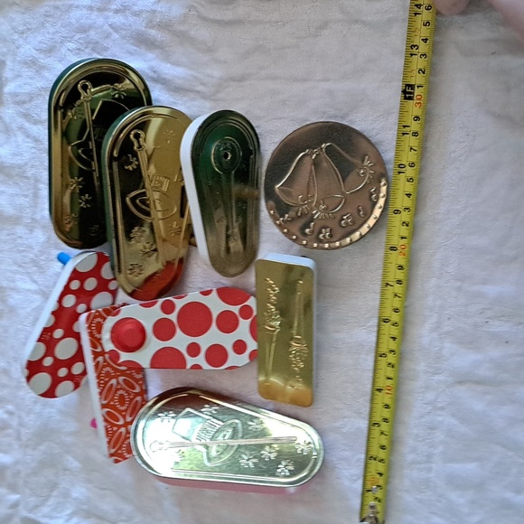 Lot of 9 Vintage Noisemakers - Picture 3 of 6